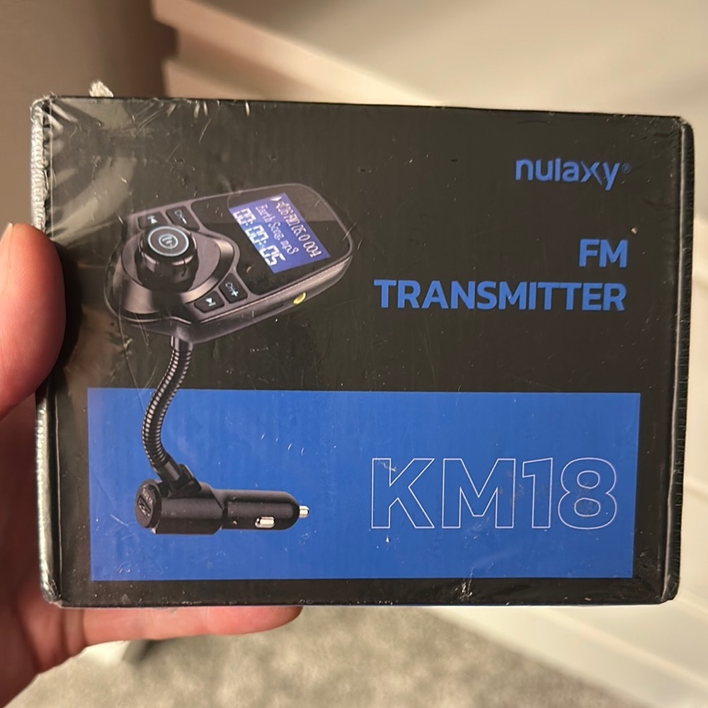 Black FM Transmitter KM18